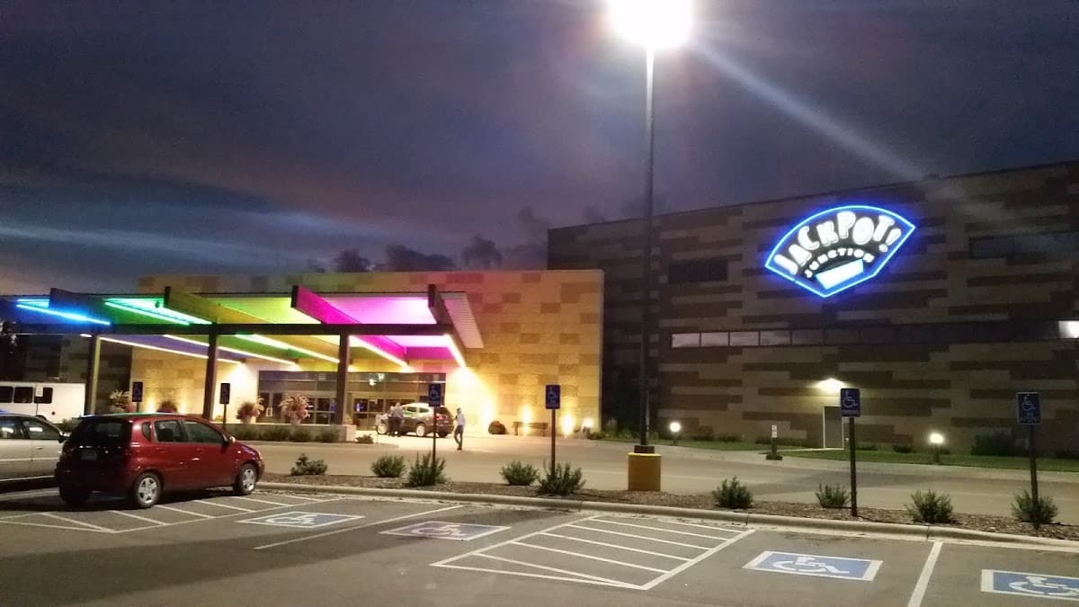 Jackpot Junction Casino Hotel - Photo 2