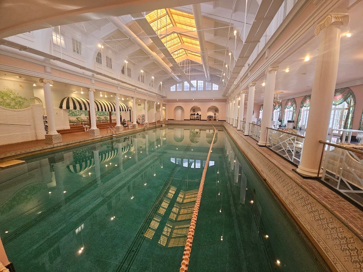 The Greenbrier - Photo 3